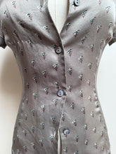 Load image into Gallery viewer, 90s Barneys New York Silk Collared Shirt