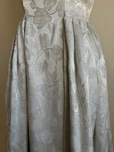 Load image into Gallery viewer, 50s Jacquard Fit-and-Flare Dress