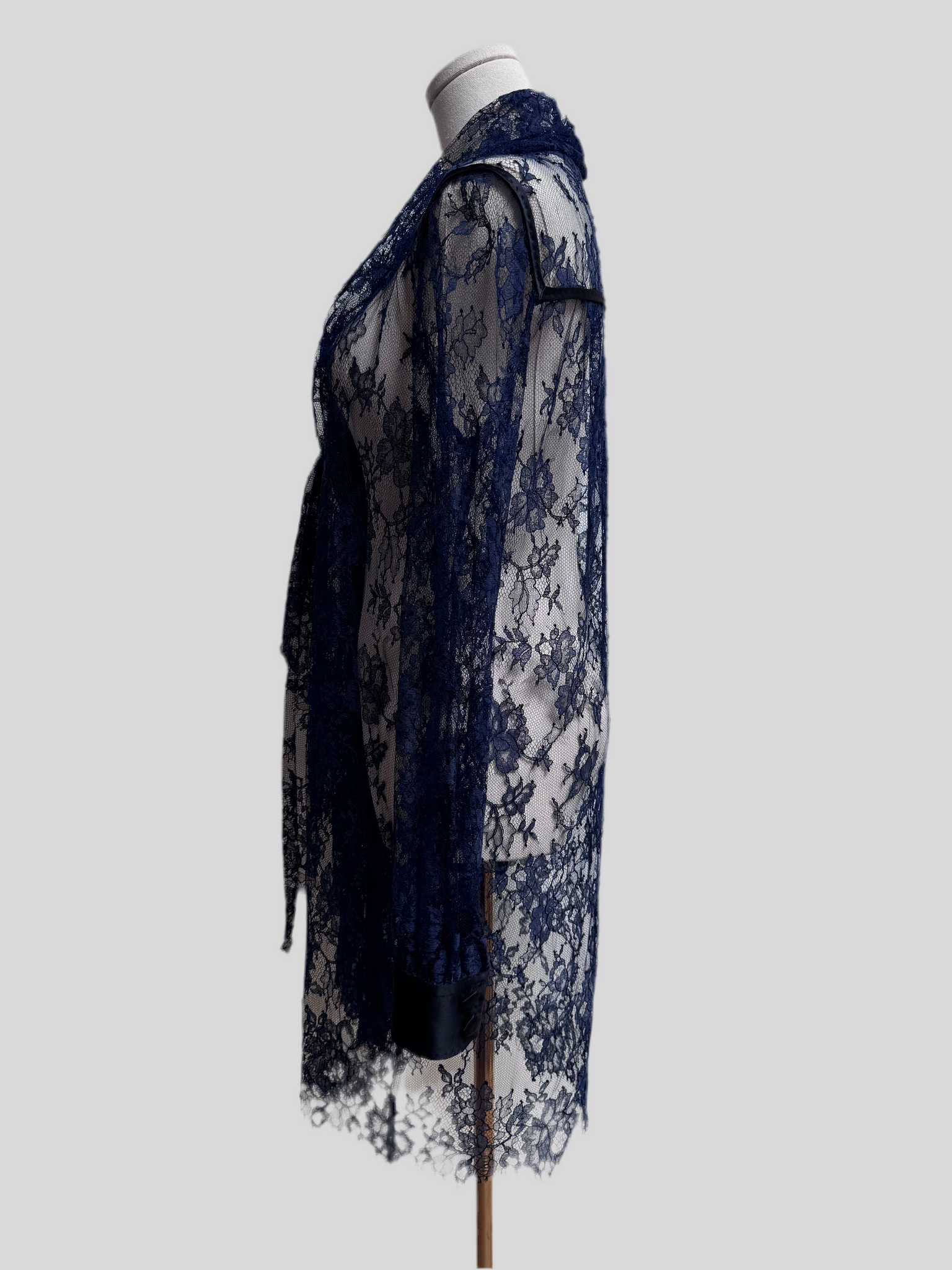 Y2K Marc Jacobs Lace Midi Dress NOREN Y2K Marc Jacobs Lace Midi Dress NOREN